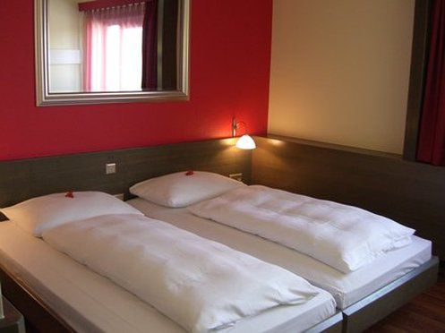 Stadthotel Гайльбронн Номер фото